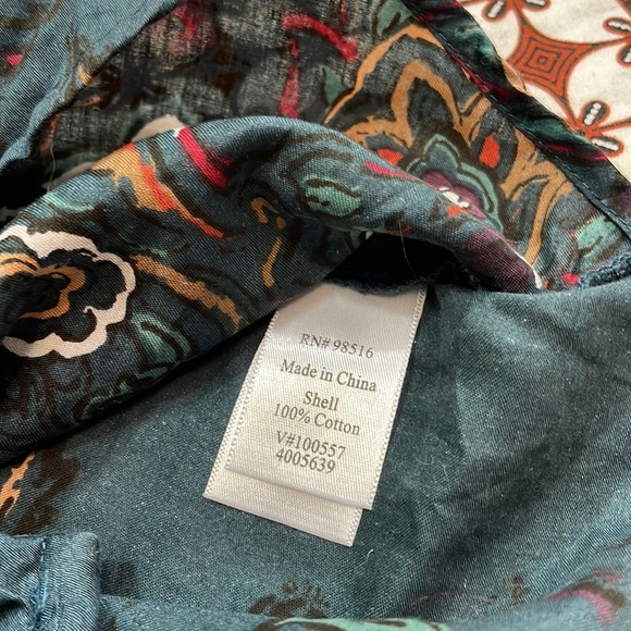 Cold Water Creek Button Down shirt - Picture 12 of 12